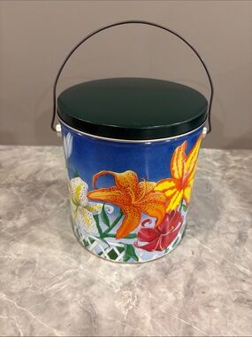 Decorative Floral Metal Storage Tin with Dark Green Lid